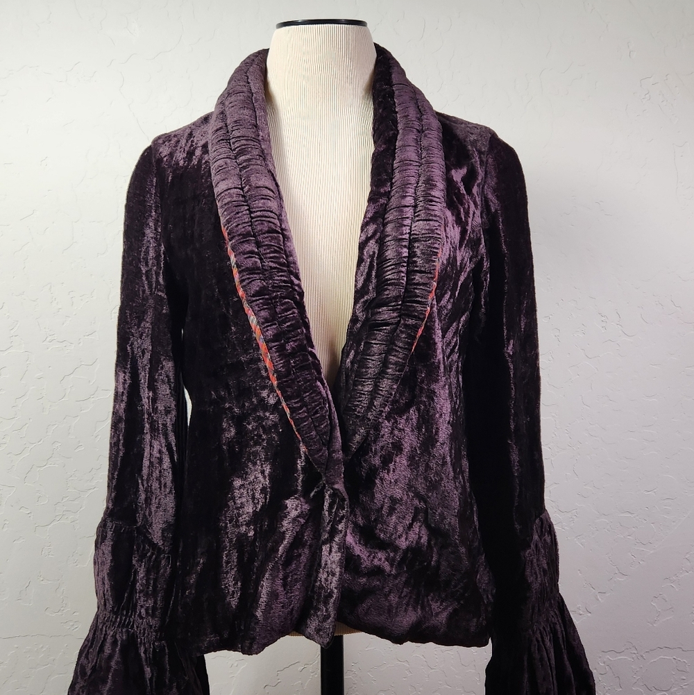APRIL CORNELL || Vintage Inspired Purple Crushed Velvet Blazer